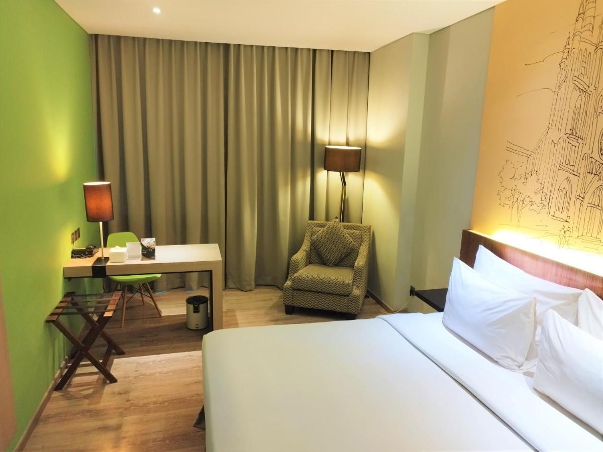 Aone Hotel Dżakarta Zewnętrze zdjęcie