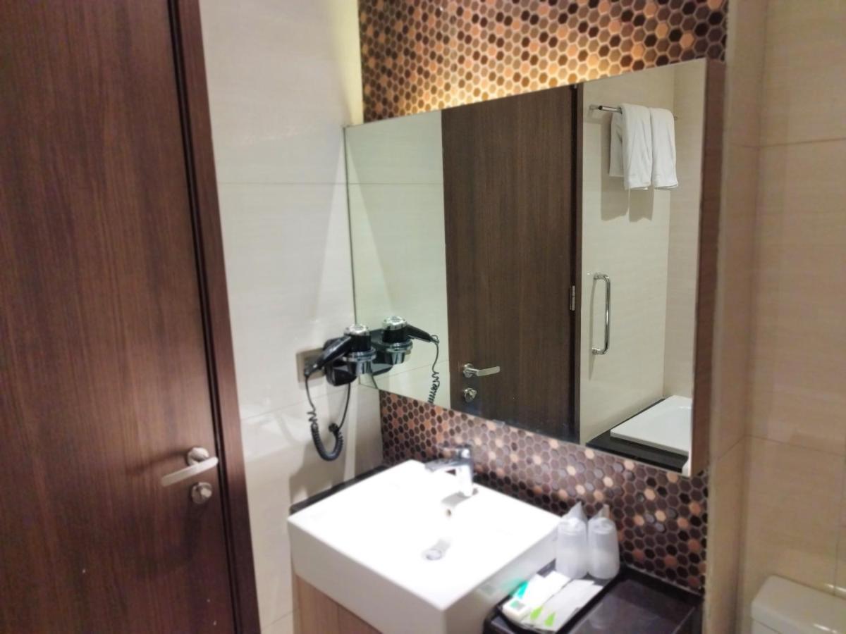Aone Hotel Dżakarta Zewnętrze zdjęcie